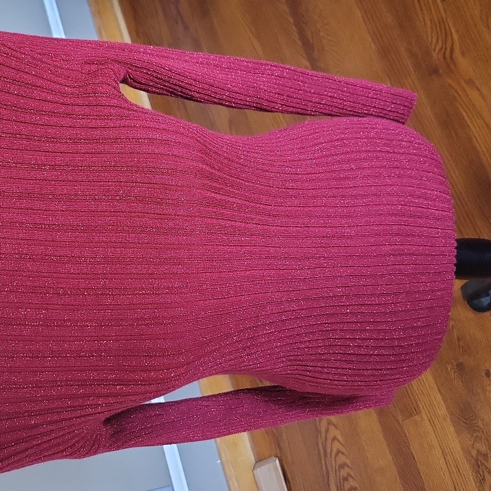 Red Glitter Turtleneck Size Medium - Picture 3 of 10